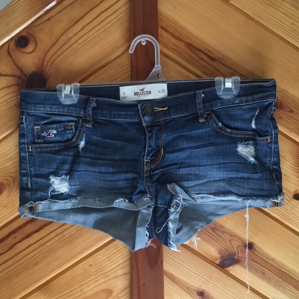 Hollister denim shorts 9 W 29